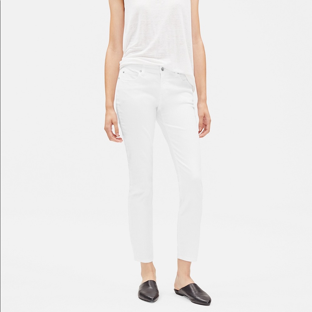 Eileen Fisher White Slim Ankle Jeans - Size 8